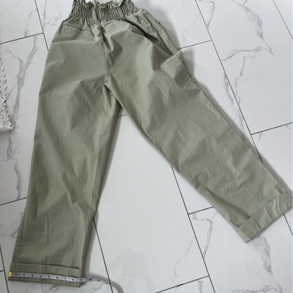 Stylish Women's Cream Pants - Picture 12 of 12